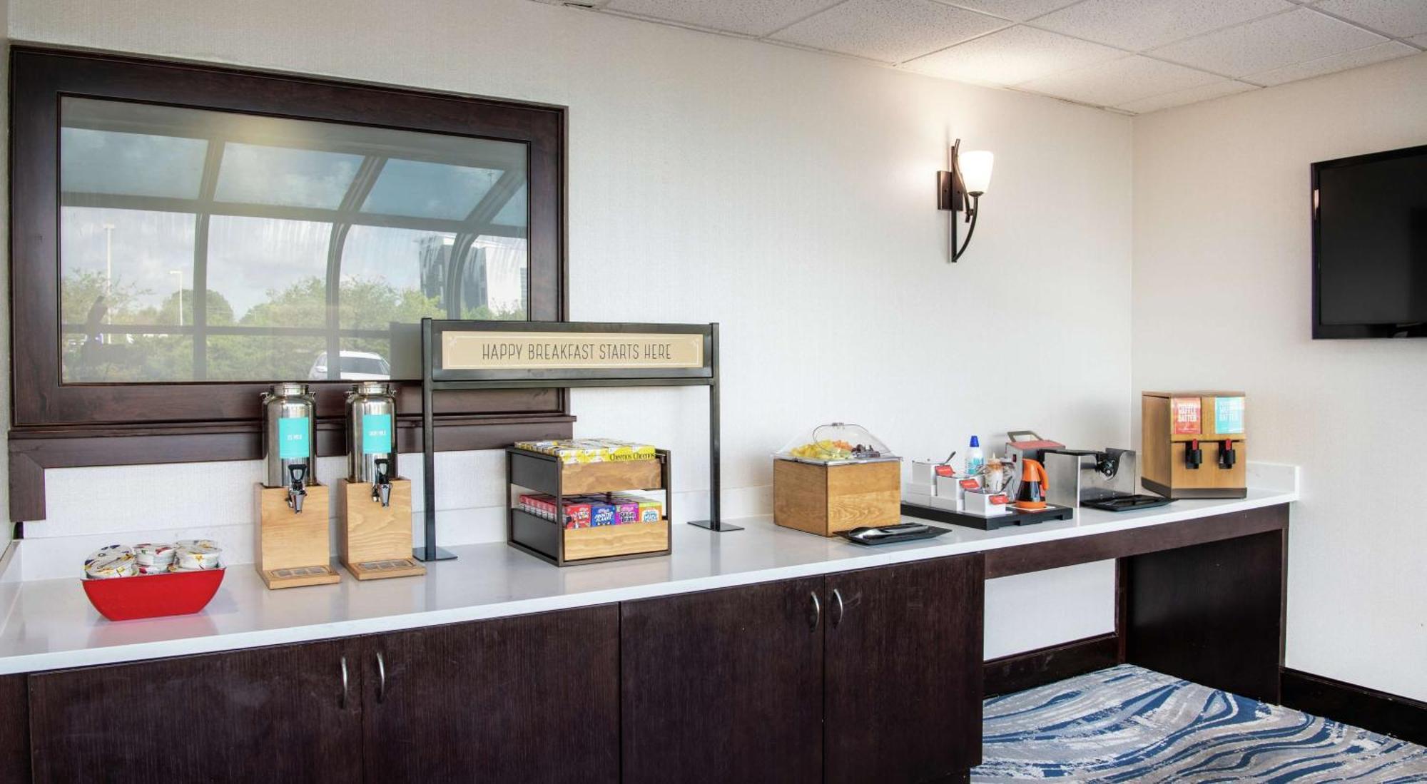 Hampton Inn Cleveland-Solon Buitenkant foto